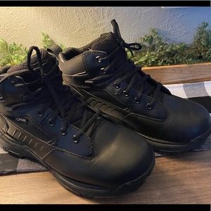 Danner Boot- Stryker Bolt